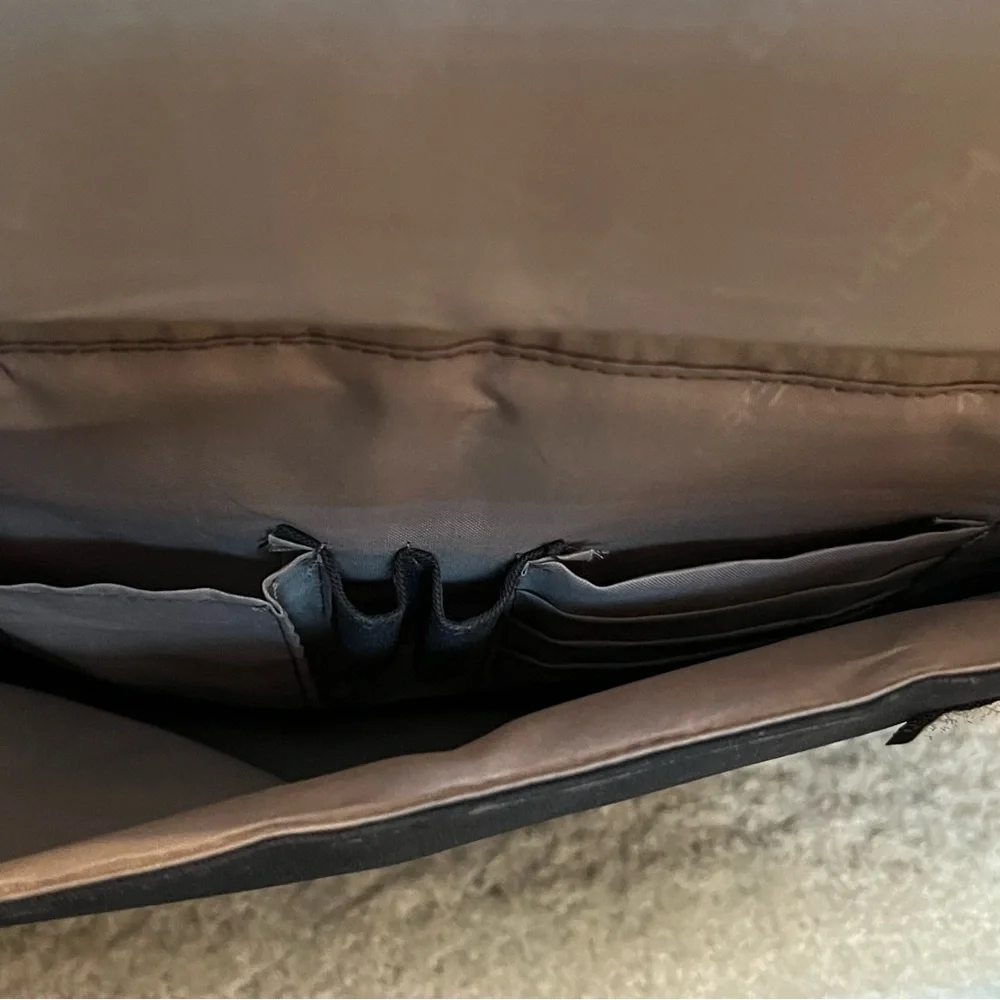 Laptop Bag 💼!
